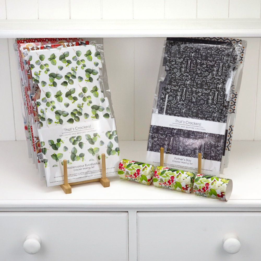 Spots & Stripes | Cracker Making Craft Kit | Makes 6 Standard Crackers