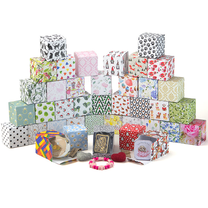 Pink Damask | Mini Gift Box | 5cm Cube | 6 Boxes