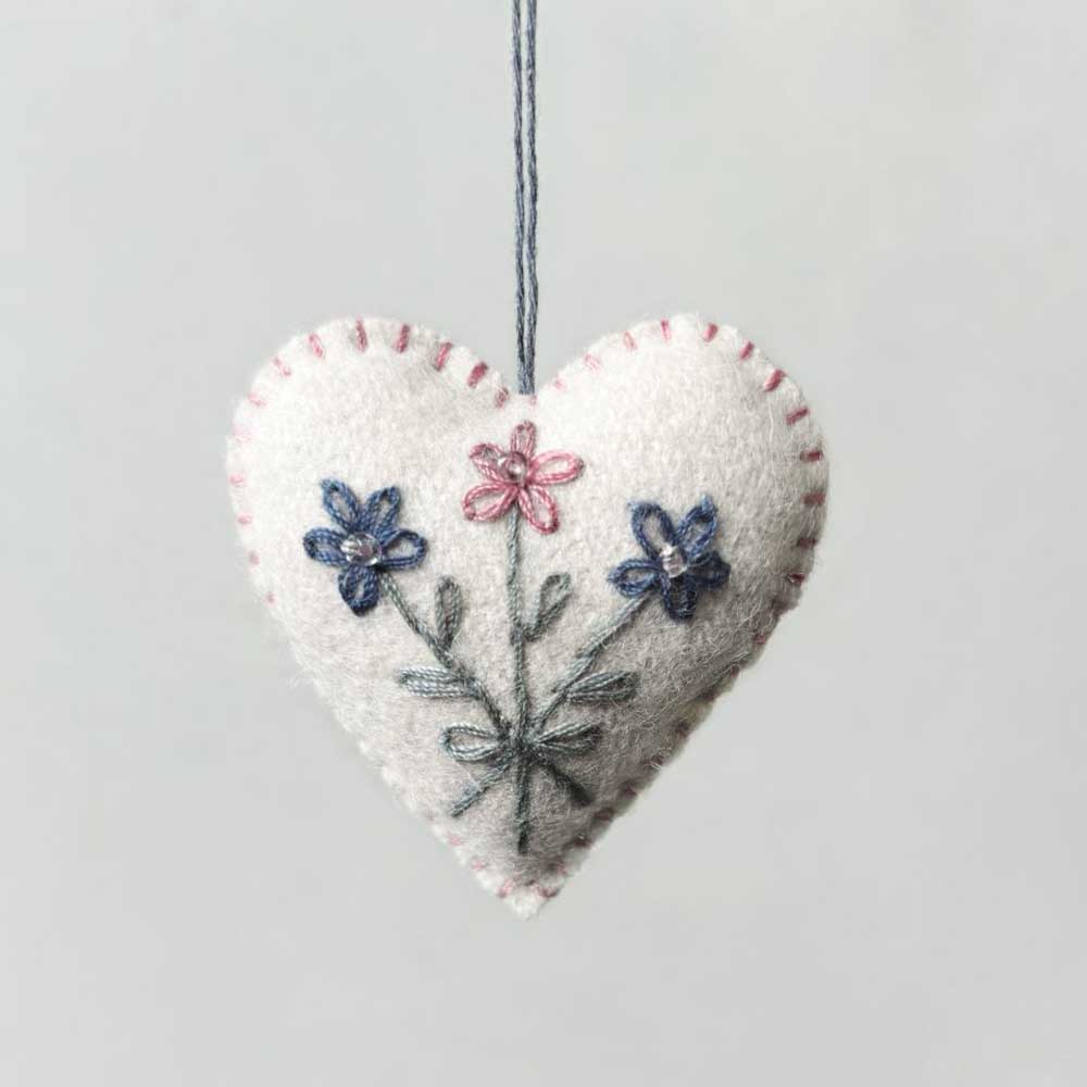 Natural Small Heart Hanging Ornament | Felt Easter Decoration | 4.5cm Wide