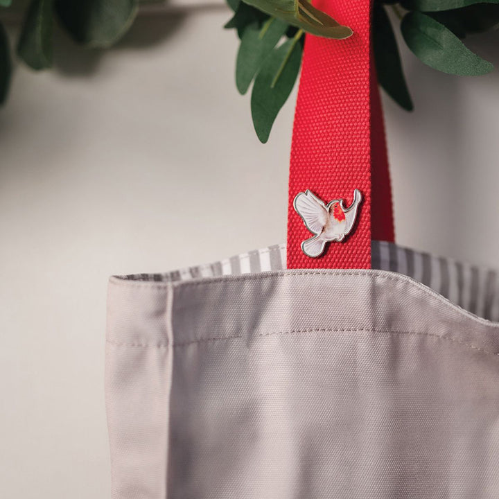Robin in Flight | Pin Badge for Ladies | Wrendale | Mini Gift | Cracker Filler