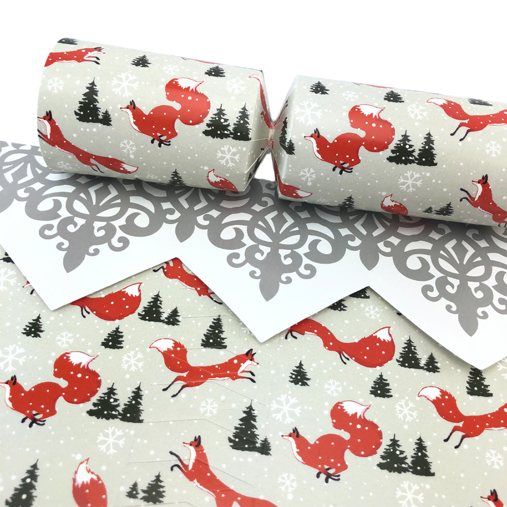 Christmas Fox | SNAPLESS Christmas Cracker Making Craft Kit | Makes 6