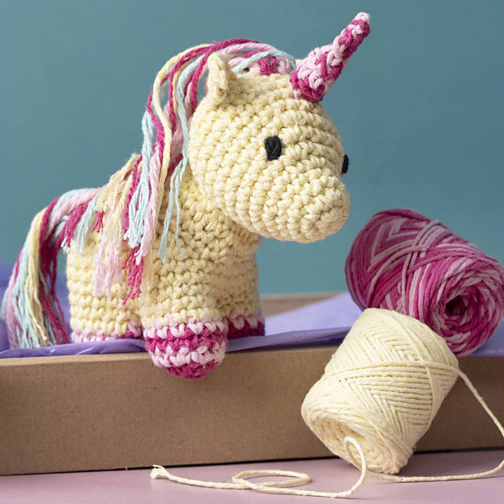 Amigurumi Complete Craft Kit | Rainbow Unicorn | Japanese Crochet | Large 18cm