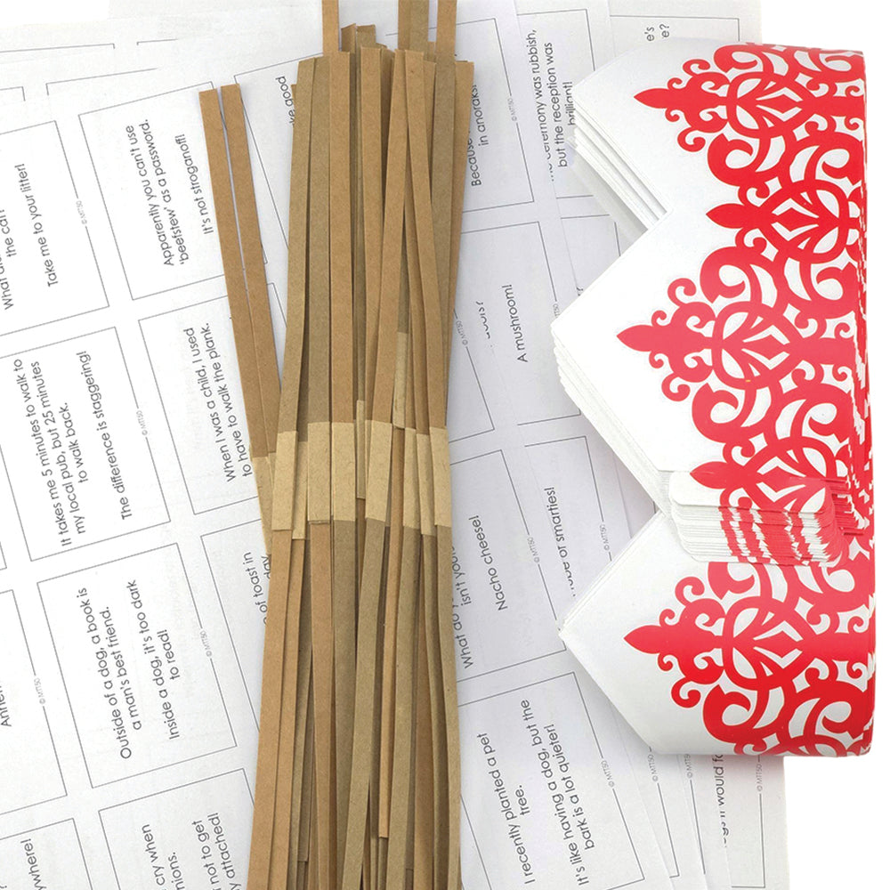 Personalised Cracker Making Craft Kit | Snowtime Penguin | Makes 4 or 6 Crackers