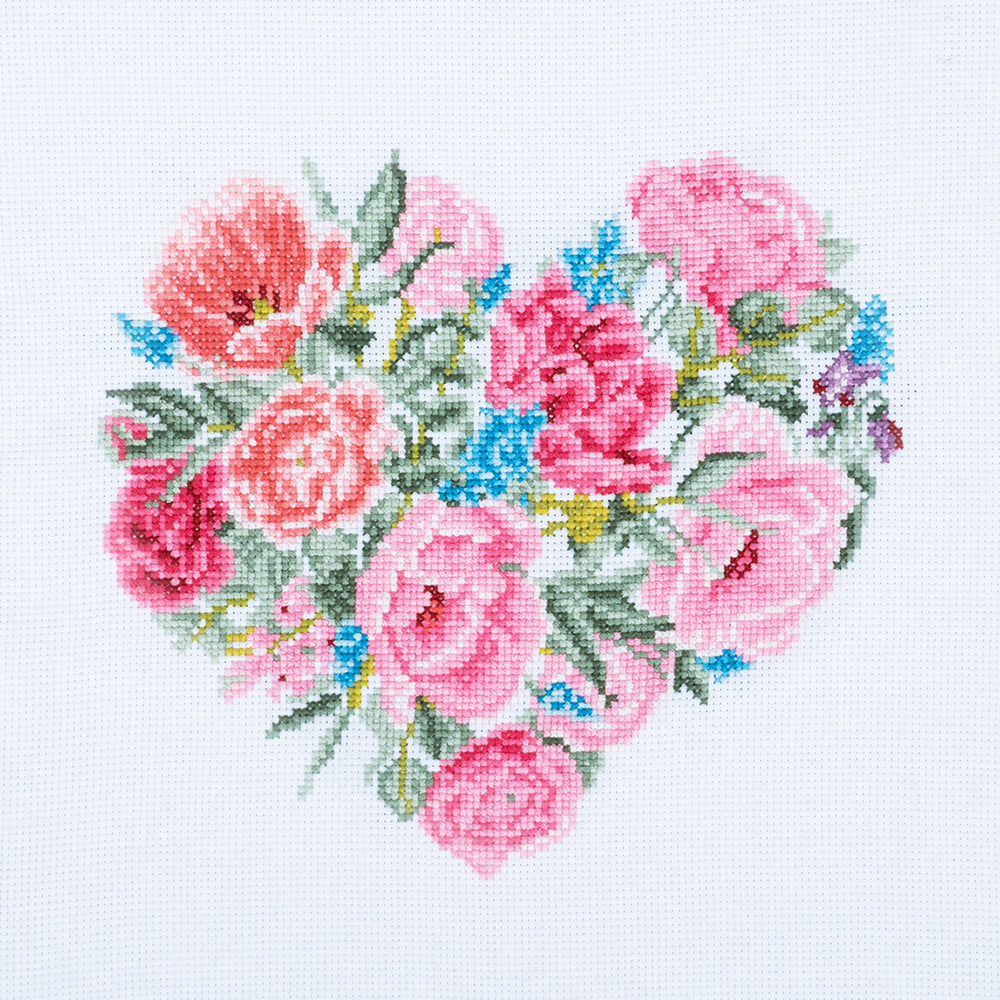 Pretty Floral Heart | Complete Cross Stitch Kit | 28x28cm