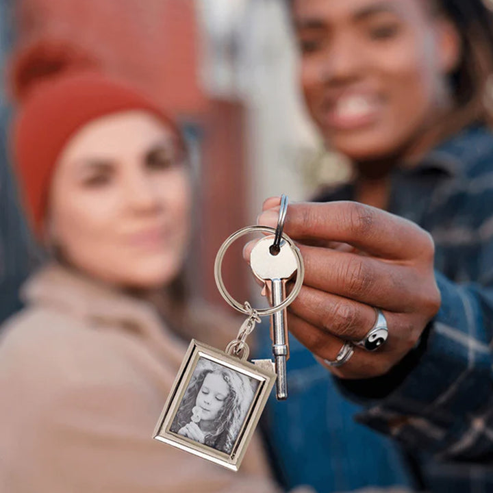 Metal Keyring with Photo Holder | I Love You to the Moon &amp; Back | Cracker Filler