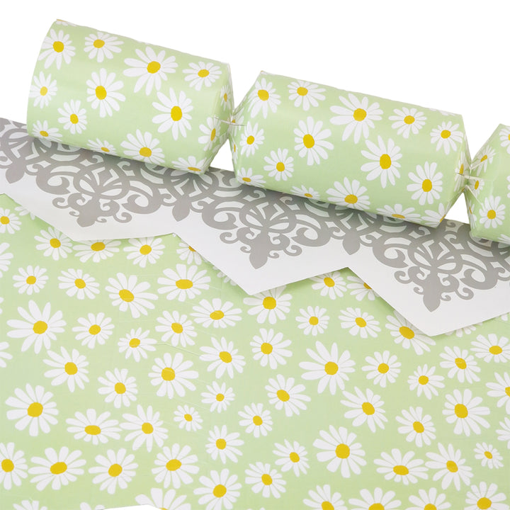 Green Daisy Flower | Cracker Making Craft Kit | Make &amp; Fill Your Own