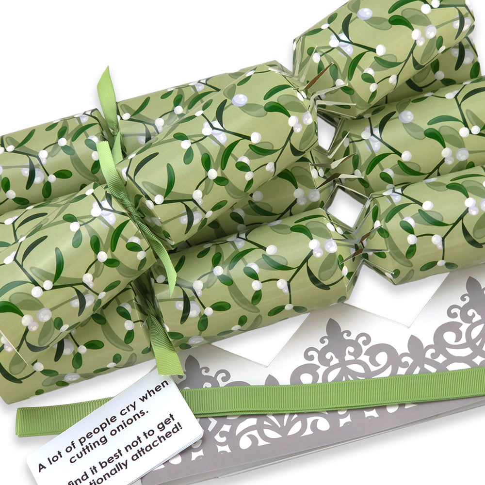 Simply Mistletoe | 4 or 6 Ready to Fill Christmas Crackers | Just Add Gifts