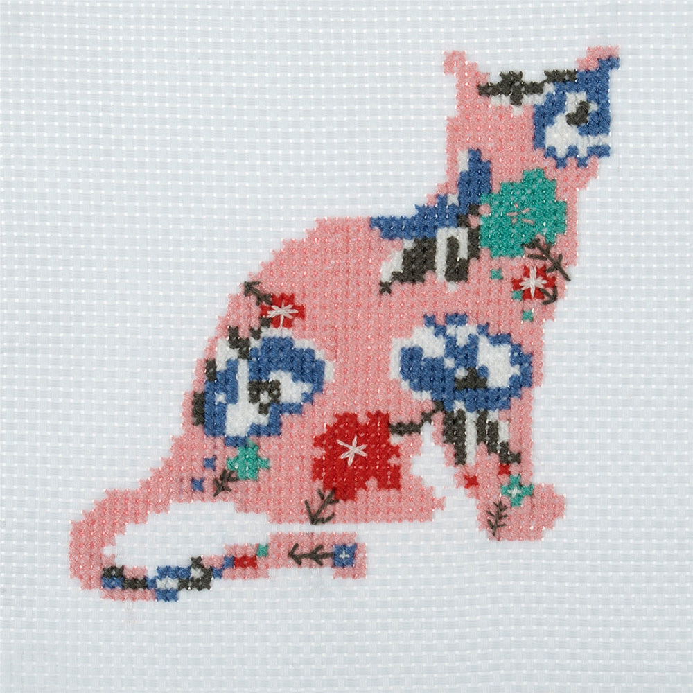 Floral Cat | Mini Counted Cross Stitch Kit | 13cm