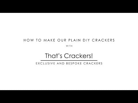 White Basic Make & Fill Your Own DIY Recyclable Christmas Cracker Craft Kits