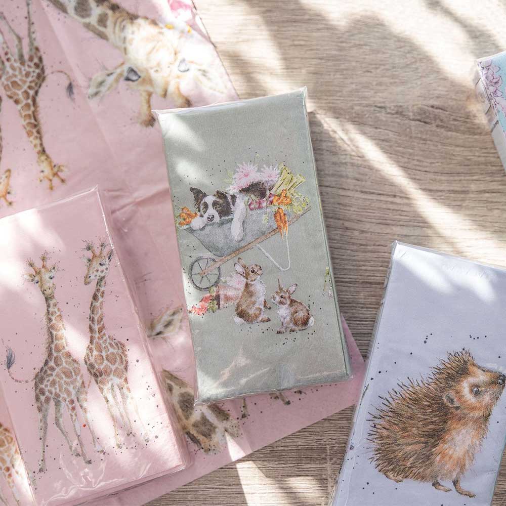 Giraffe Love | Wrendale Pocket Sizes Tissues | Little Cracker Filler Gift