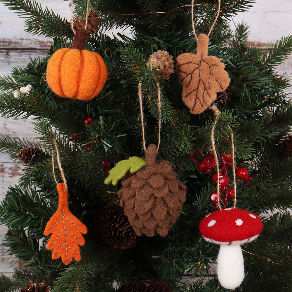 Autumn Hanging Ornaments | Needle Felting Set | Makes 5 | Complete Kit